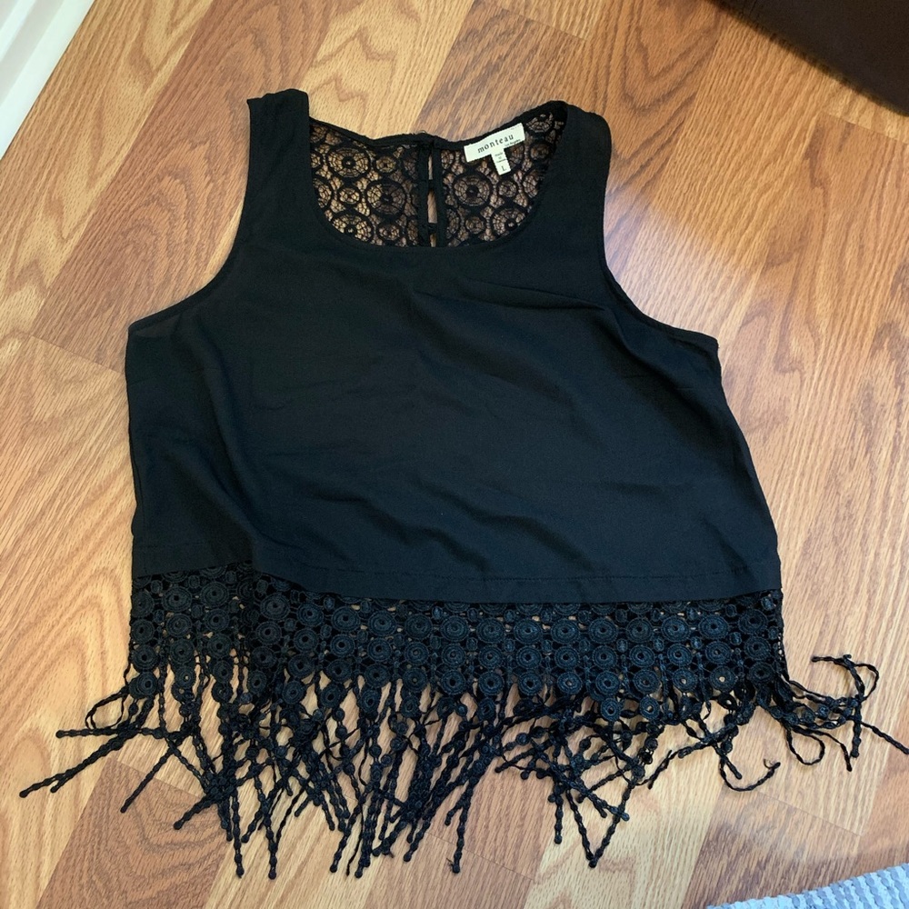 BLACK FRINGE TOP